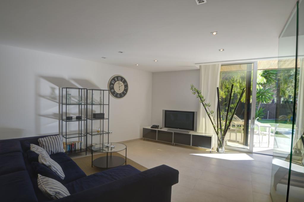 Villa Tarantino Sitges Esterno foto
